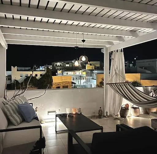 Faro Del Mar بيت للعطل Naxos City