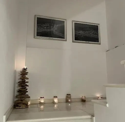 بيت للعطل Faro Del Mar Naxos City