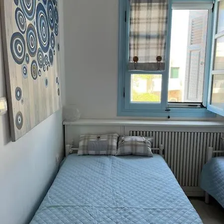 Faro Del Mar 펜션 Naxos City